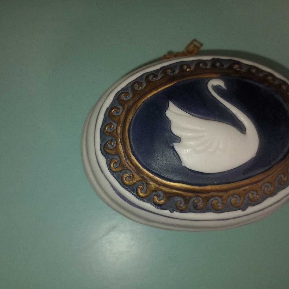 Jewelry Ceramic Container - Picture 2 of 11